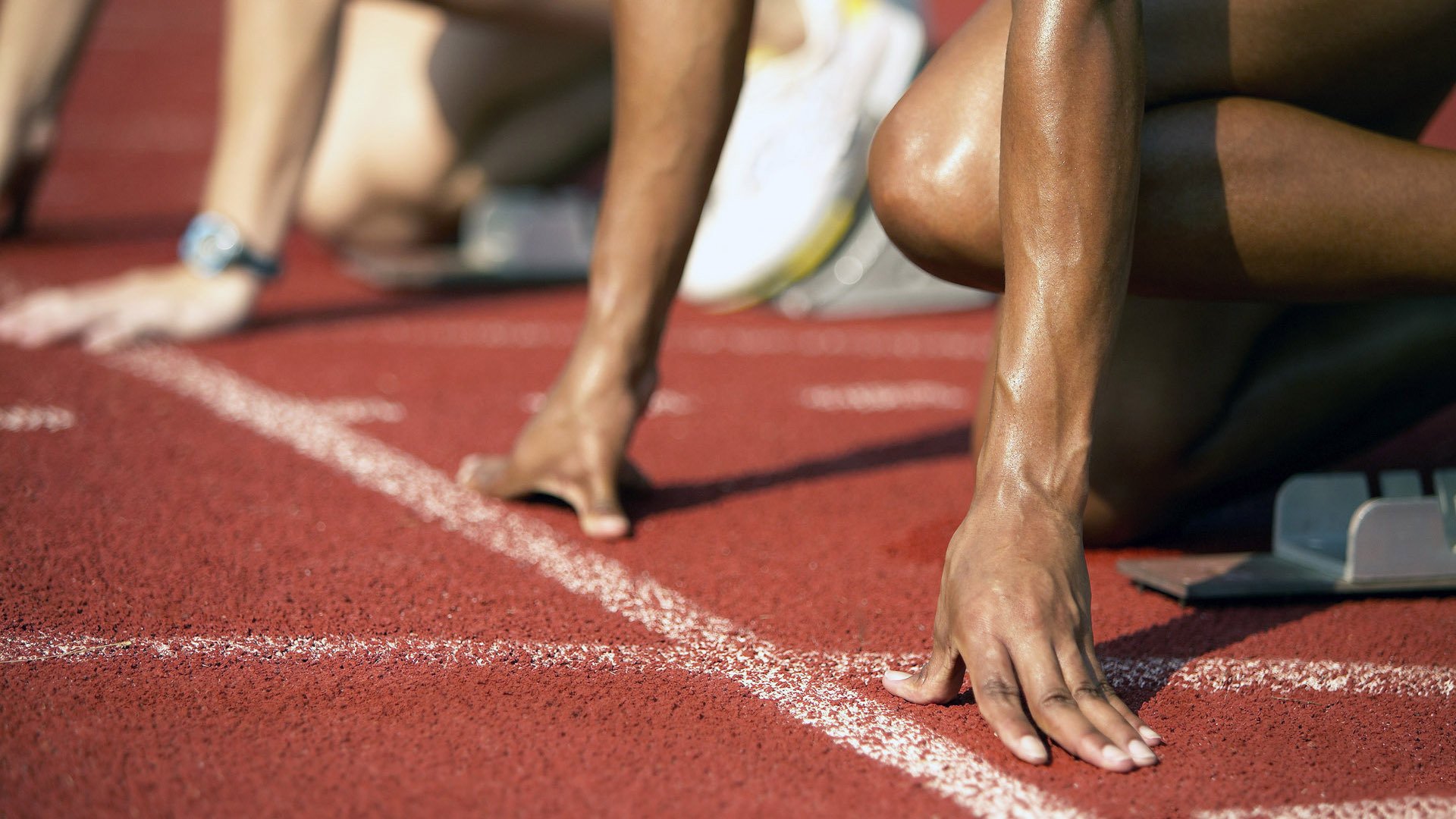 快船前途光明!,阿扎伦卡新星最后时刻胜出表现突出气势如虹延续的简单介绍